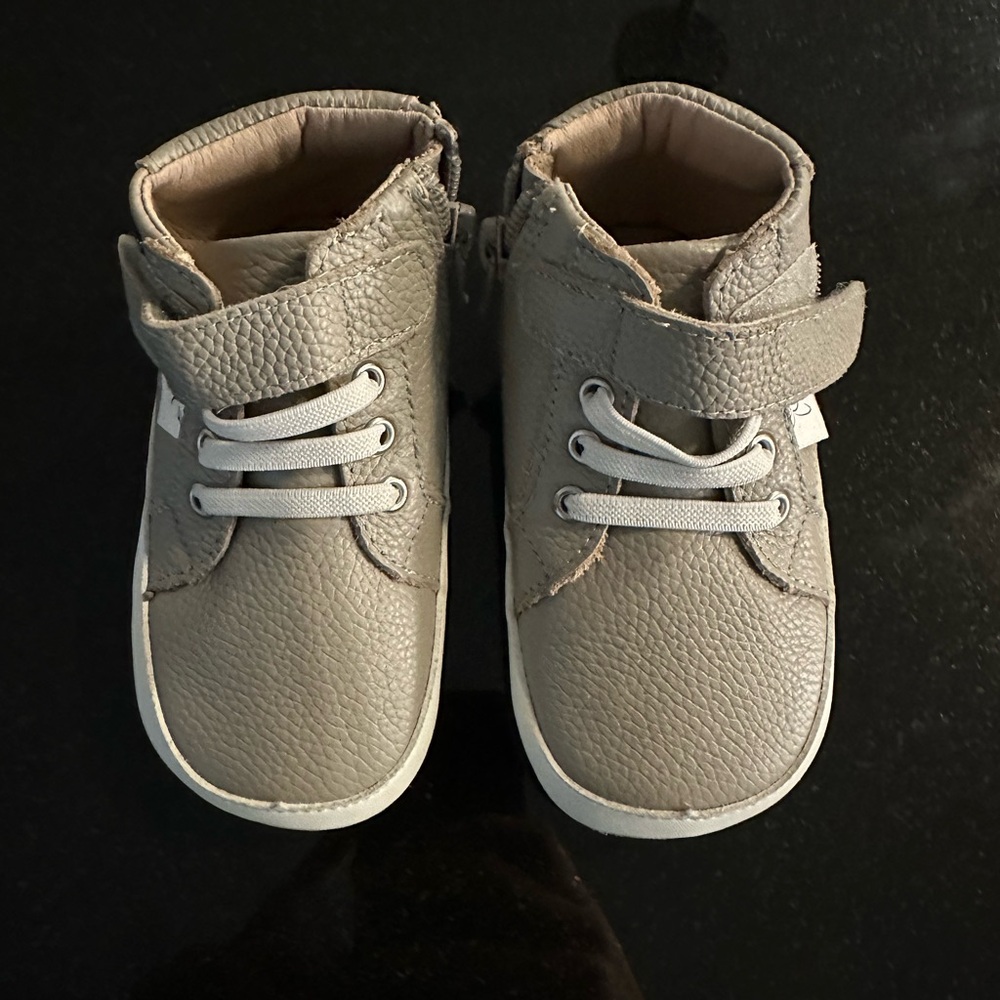 Kids Grey Leather Shoes